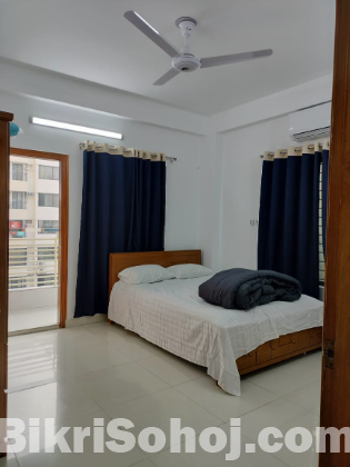 Furnished 3-Bed Flat for Stay in Bashundhara R/A